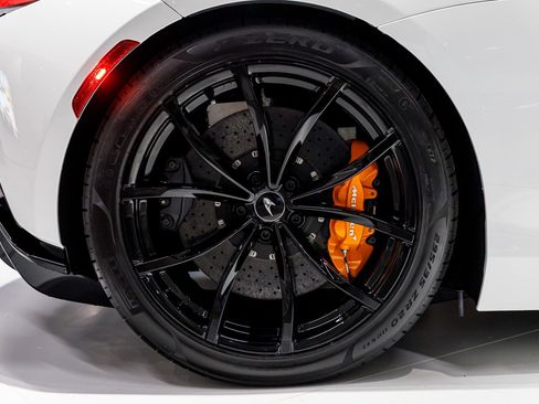 New 2026 McLaren Artura Spider RWD image 12