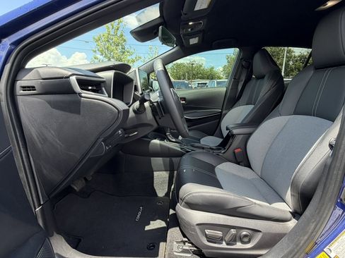 Used 2025 Toyota Corolla XSE FWD image 10