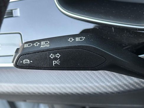 Used 2024 Audi RS Q8 image 23