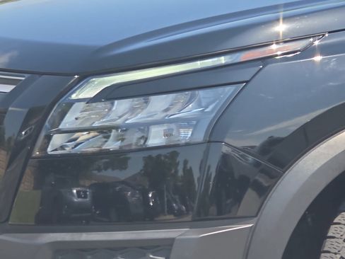 Used 2024 Nissan Pathfinder Rock Creek AWD/4WD image 27