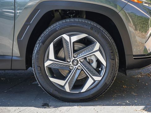 Certified 2024 Hyundai Tucson Limited AWD/4WD image 9