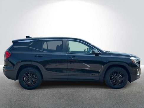 Certified 2021 GMC Terrain SLE w/ LPO, Floor Liner Package AWD/4WD image 6