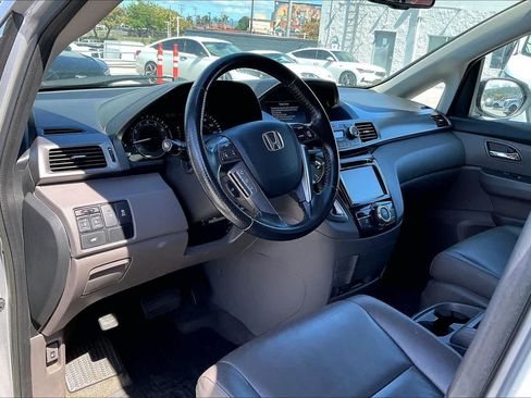 Used 2015 Honda Odyssey EX-L image 2