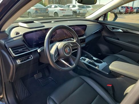 Used 2024 Buick Envision Preferred AWD/4WD image 17