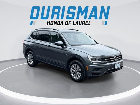 Used 2019 Volkswagen Tiguan S w/ Driver Assistance Package AWD/4WD image 2