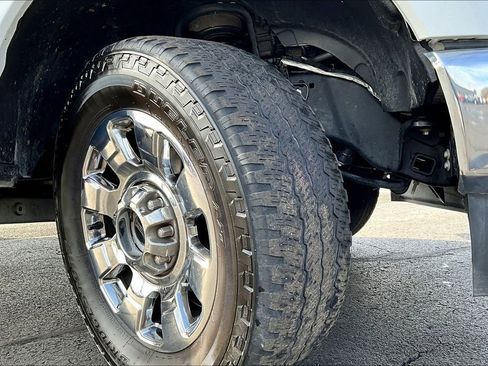 Used 2025 Ford F250 Lariat w/ Lariat Ultimate Package image 7