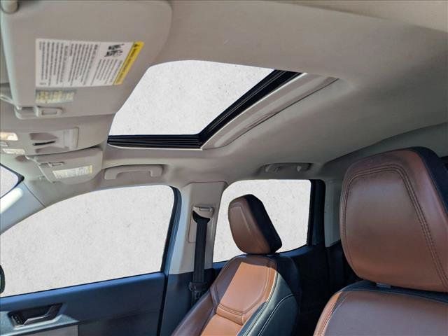 Used 2022 Ford Maverick Lariat w/ Lariat Luxury Package FWD image 15
