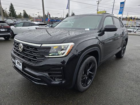 New 2026 Volkswagen Atlas Cross Sport SEL R-Line image 8