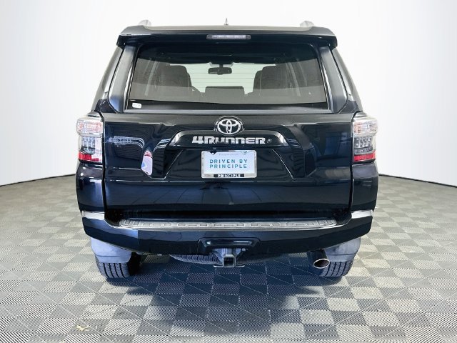 Used 2018 Toyota 4Runner SR5 Premium AWD/4WD image 7