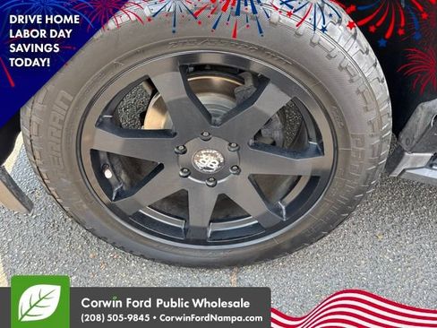 Used 2018 Chevrolet Tahoe LT AWD/4WD image 9