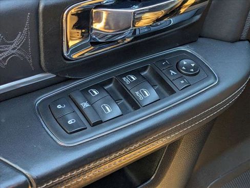 Used 2018 RAM 2500 Limited image 12