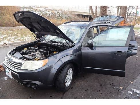 Used 2010 Subaru Forester 2.5X image 17