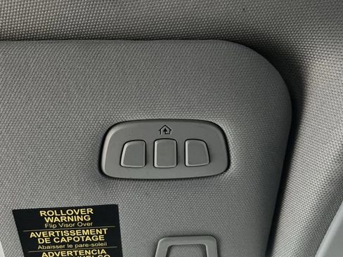 Used 2022 Lincoln Corsair AWD w/ Premium Package image 29