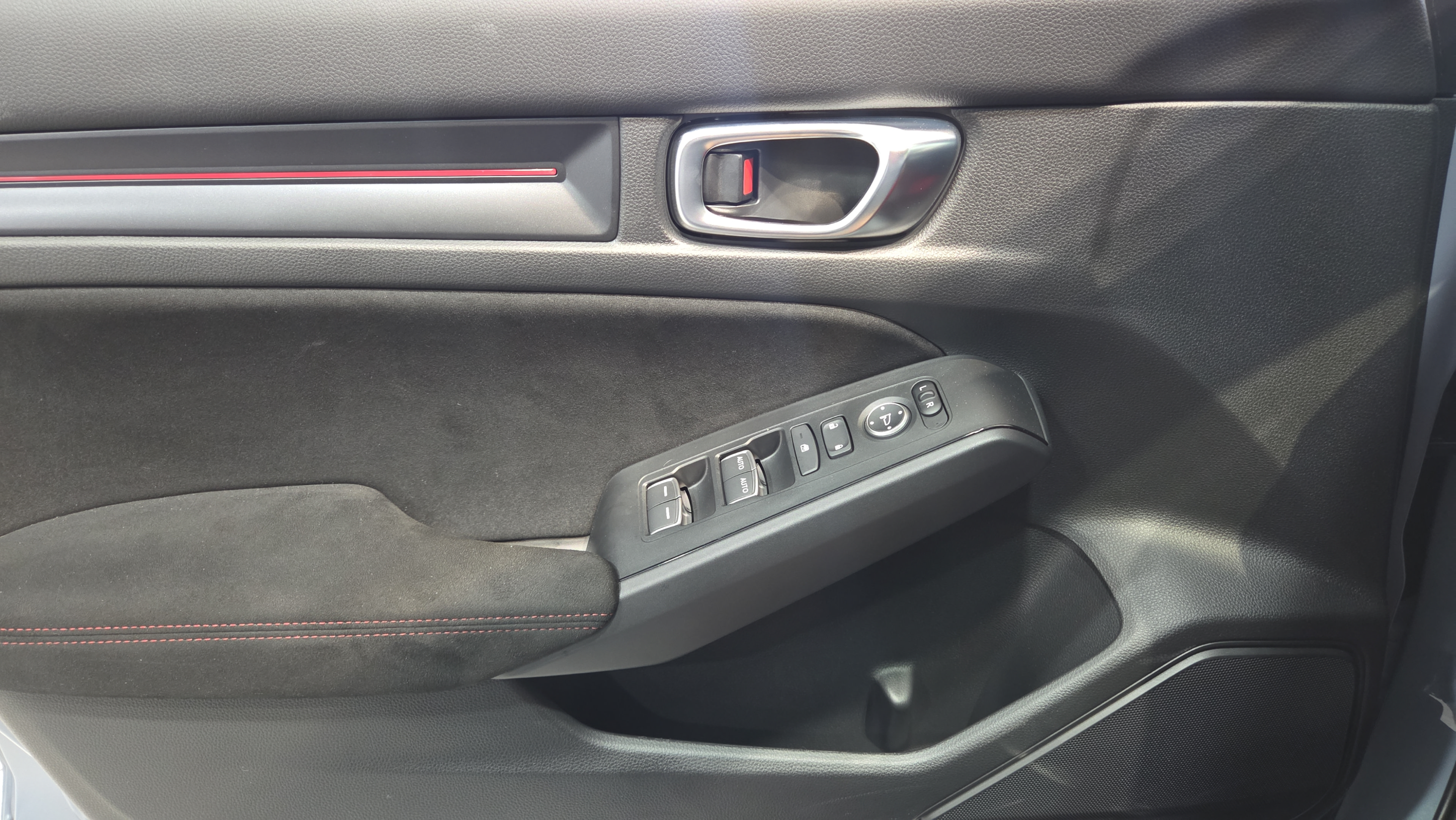 Used 2026 Honda Civic Type R image 31