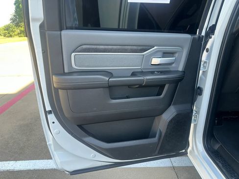 Used 2022 RAM 2500 Lone Star w/ Level A Equipment Group AWD/4WD image 18