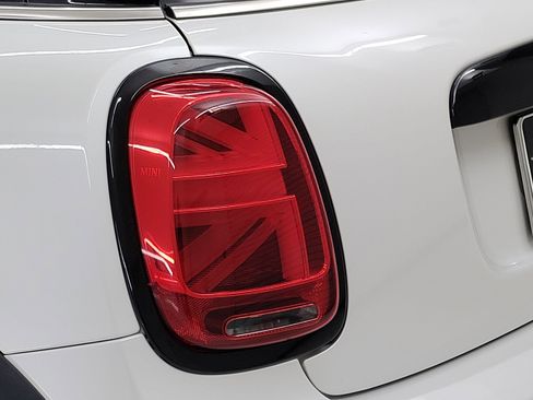 Certified 2024 MINI Cooper S image 8