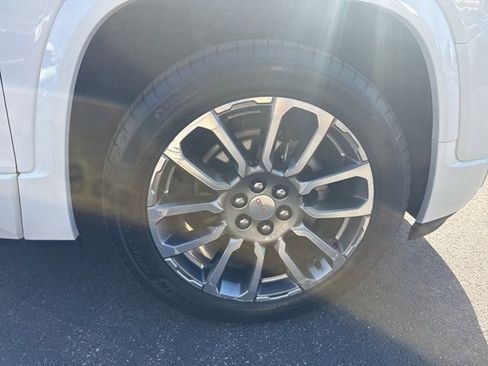 Used 2023 GMC Acadia Denali image 27