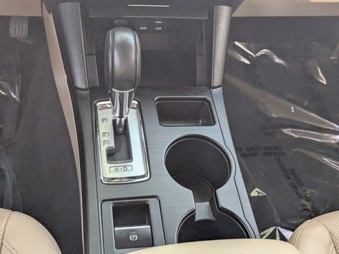 Used 2016 Subaru Outback 3.6R Limited image 22