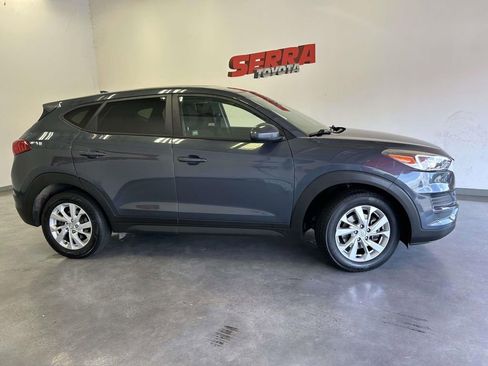 Used 2019 Hyundai Tucson SE AWD/4WD image 2