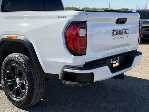 Used 2024 GMC Canyon Elevation w/ Convenience Package image 18