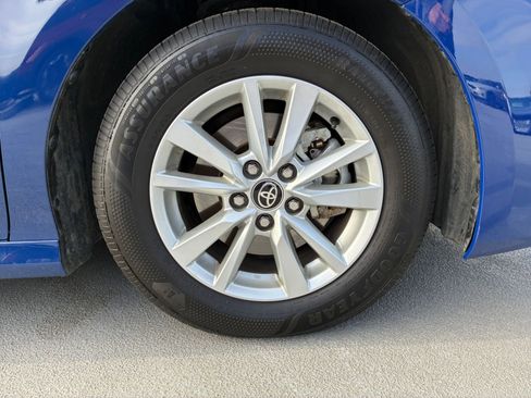 Used 2025 Toyota Camry LE image 29