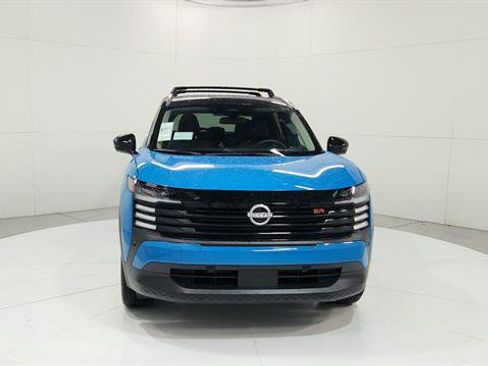 New 2025 Nissan Kicks SR image 2