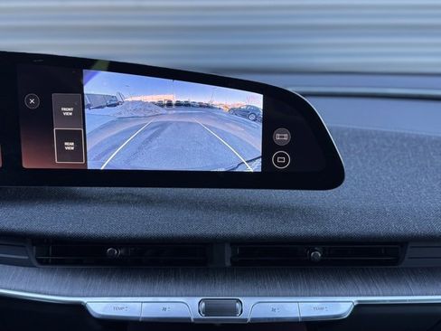 Used 2025 Lucid Air Touring image 28