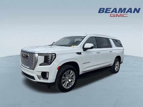 Used 2024 GMC Yukon XL Denali image 3