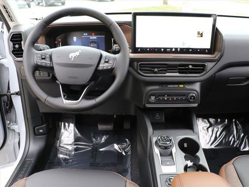 New 2026 Ford Bronco Sport Outer Banks w/ Outer Banks Tech Package+ AWD/4WD image 17