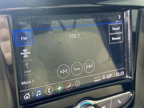 Used 2023 Chevrolet Traverse LS w/ Safety Package FWD image 27
