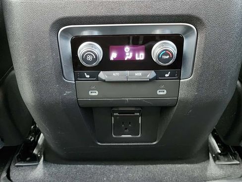 Used 2021 Chevrolet Tahoe High Country w/ Premium Package RWD image 20
