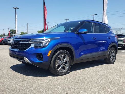 Used 2024 Kia Seltos S AWD/4WD image 8