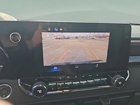 Used 2025 Chevrolet Colorado Z71 image 15