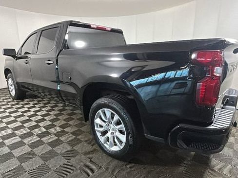 Used 2022 Chevrolet Silverado 1500 Custom AWD/4WD image 4