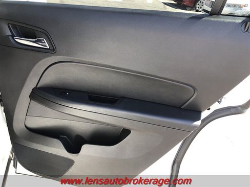 Used 2017 GMC Terrain SLE FWD image 19