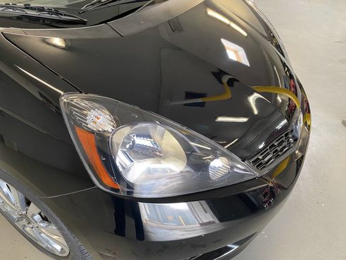 Used 2013 Honda Fit Sport image 9