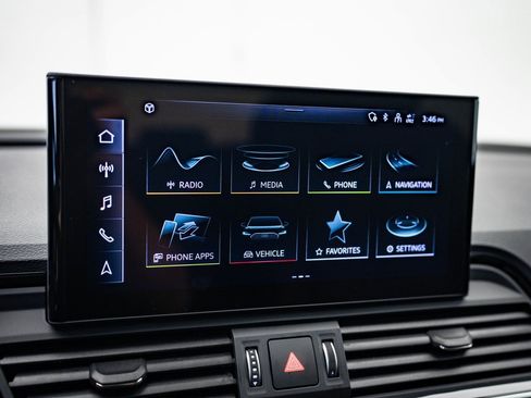 Used 2025 Audi Q5 2.0T Premium w/ Convenience Plus Package image 31