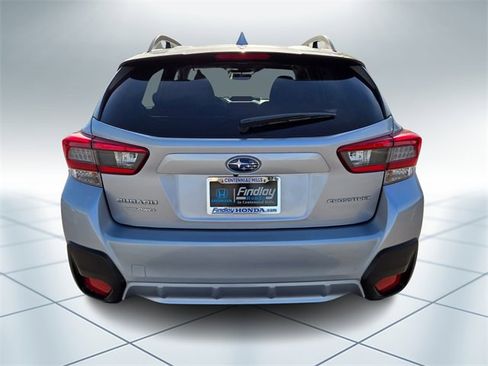 Used 2023 Subaru Crosstrek 2.0i Premium image 5