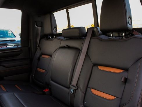 Used 2024 GMC Sierra 2500 AT4 w/ Technology Package image 31