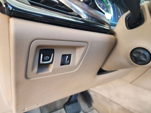 Used 2014 Cadillac ELR w/ Luxury Package FWD image 39