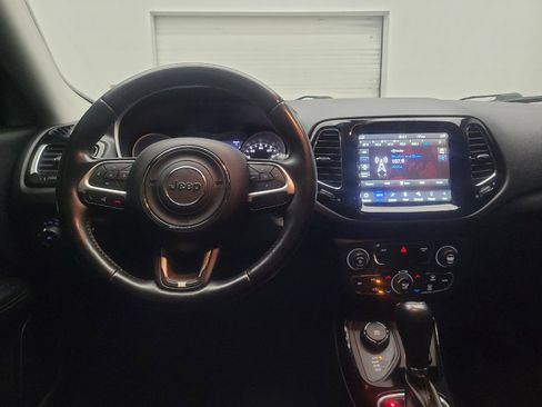Used 2018 Jeep Compass Limited w/ Navigation Group AWD/4WD image 22