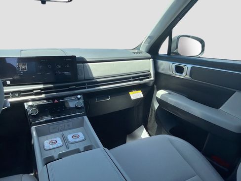 New 2026 Hyundai Santa Fe SE FWD image 16