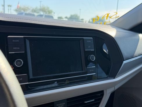 Used 2019 Volkswagen Jetta S w/ Driver Assistance Package FWD image 8
