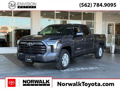 Used 2022 Toyota Tundra SR5 image 1