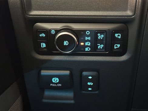 Used 2025 Ford F150 Platinum w/ Equipment Group 702A High image 35