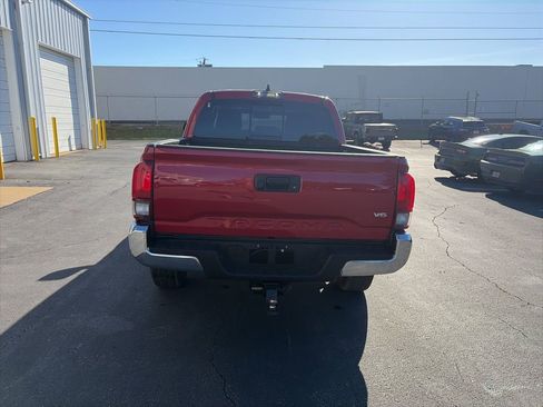Used 2021 Toyota Tacoma SR5 image 6