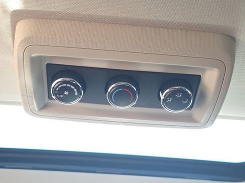 Used 2019 Dodge Journey GT w/ Nav & Sun Group image 22