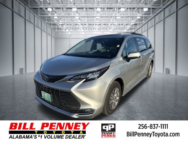 Used 2021 Toyota Sienna XLE w/ XLE Plus Package AWD/4WD image 1