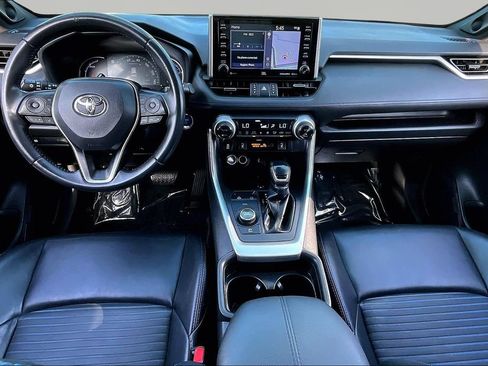 Used 2020 Toyota RAV4 XSE AWD/4WD image 9