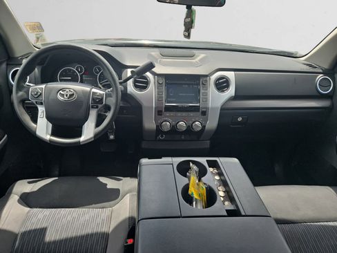 Used 2017 Toyota Tundra SR5 image 10